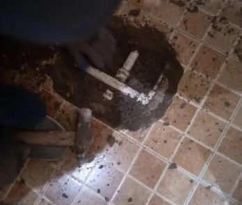 惠农卫生间漏水维修公司为您分享下卫生间渗水如何处理及注意事项